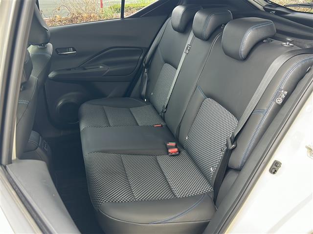 キックス X 純正ナビ アラウンドビューモニター プロパイロット ETC 電動パーキング LEDヘッドライト ツートンカラー ハーフレザー サイドカーテンエアバッグ 衝突被害軽減システム 車線逸脱警報 ソナー(29枚目)