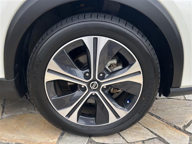 キックス X 純正ナビ アラウンドビューモニター プロパイロット ETC 電動パーキング LEDヘッドライト ツートンカラー ハーフレザー サイドカーテンエアバッグ 衝突被害軽減システム 車線逸脱警報 ソナー(41枚目)