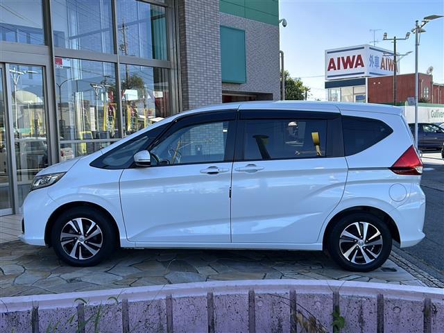 フリード Ｇ・ホンダセンシング　純正ナビ　レーダークルーズコントロール　ドライブレコーダー　バックカメラ　両側パワースライドドア　ホンダセンシング　ＥＴＣ　ステアリングリモコン　ハーフレザーシート　レーンキープアシスト　オートライト（37枚目）