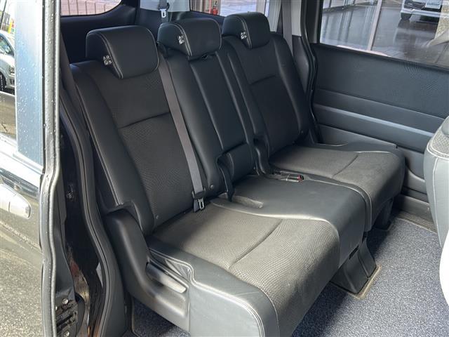 ステップワゴンスパーダ Z クールスピリット 純正ナビ・両側パワスラ・衝突軽減・横滑り防止装置・クルコン・MTモード付・バックカメラ・ビルトインETC・ハーフレザーシート・純正フロアマット・純正アルミホイール・キセノンヘッドライト(20枚目)