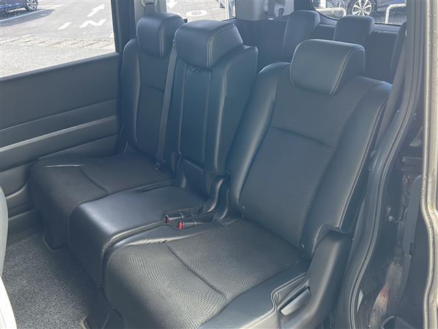 ステップワゴンスパーダ Z クールスピリット 純正ナビ・両側パワスラ・衝突軽減・横滑り防止装置・クルコン・MTモード付・バックカメラ・ビルトインETC・ハーフレザーシート・純正フロアマット・純正アルミホイール・キセノンヘッドライト(25枚目)