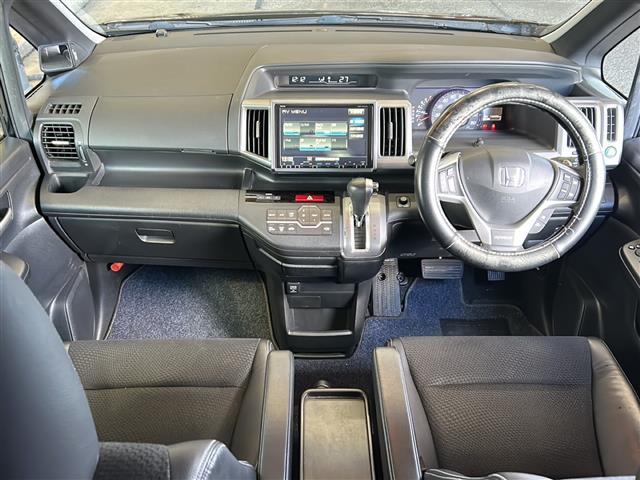 ステップワゴンスパーダ Z クールスピリット 純正ナビ・両側パワスラ・衝突軽減・横滑り防止装置・クルコン・MTモード付・バックカメラ・ビルトインETC・ハーフレザーシート・純正フロアマット・純正アルミホイール・キセノンヘッドライト(42枚目)