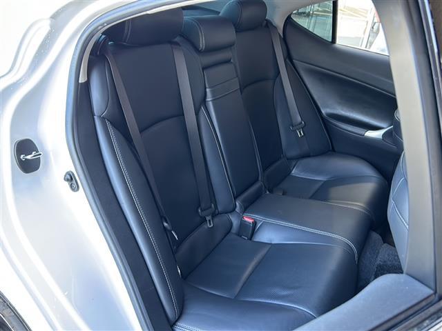 IS IS250 バージョンL 純正ナビ・衝突軽減・追従クルコン・コーナーセンサー前後・バックカメラ・パドルシフト・ビルトインETC・レザーシート・パワーシートD/N席・シートヒーターD/N席・エアシートD/N席・純正アルミ(23枚目)