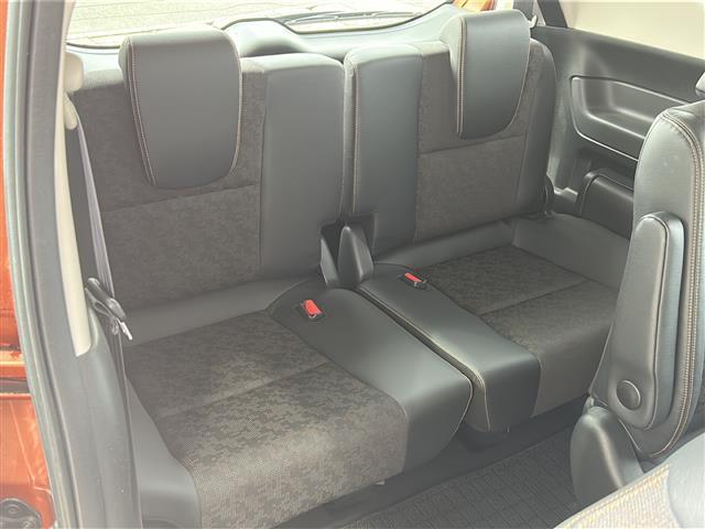 フリードハイブリッド ハイブリッド・クロスターホンダセンシング 純正ナビ ドライブレコーダー シートヒーター レーダークルーズコントロール スマートキー 両側パワースライドドア ETC バックカメラ ステアリングリモコン レーンキープ プッシュスタート 純正アルミ(26枚目)