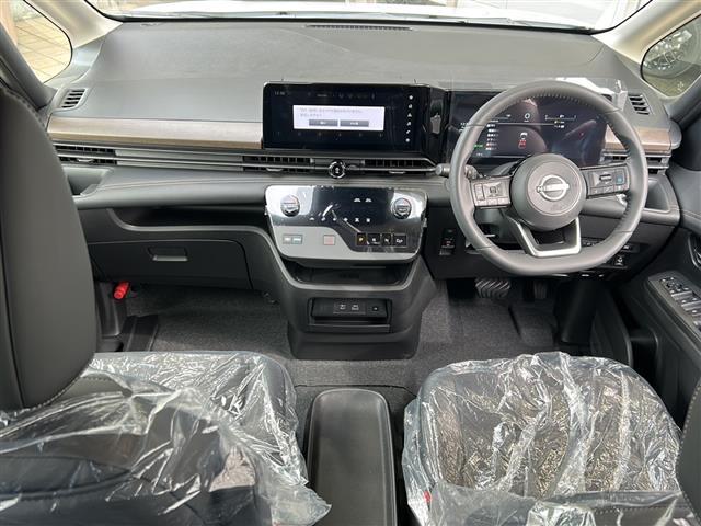 セレナ e-パワー ハイウェイスターV 純正ナビ レーダークルーズコントロール 全方位カメラ 両側パワースライドドア ETC2.0 レーンキープアシスト オートライト オートハイビーム LEDヘッドライト デジタルインナーミラー BSM(6枚目)