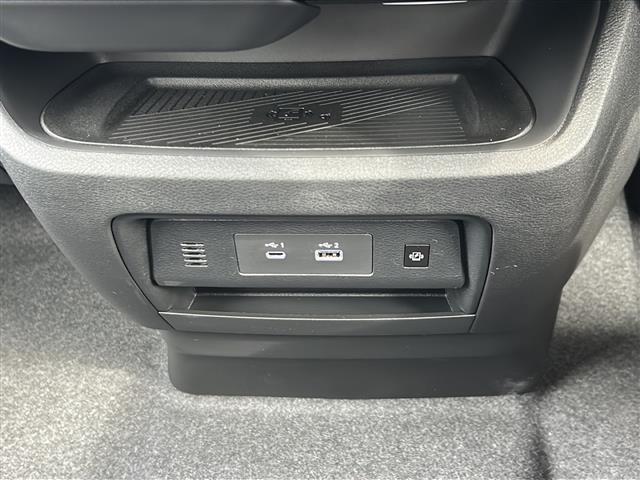 セレナ e-パワー ハイウェイスターV 純正ナビ レーダークルーズコントロール 全方位カメラ 両側パワースライドドア ETC2.0 レーンキープアシスト オートライト オートハイビーム LEDヘッドライト デジタルインナーミラー BSM(13枚目)