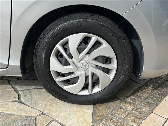 フリード+ G 純正ナビ レーダークルーズコントロール ドライブレコーダー レーンキープアシスト 片側パワースライドドア ステアリングリモコン プッシュスタート アイドリングストップ ETC 純正フロアマット(39枚目)