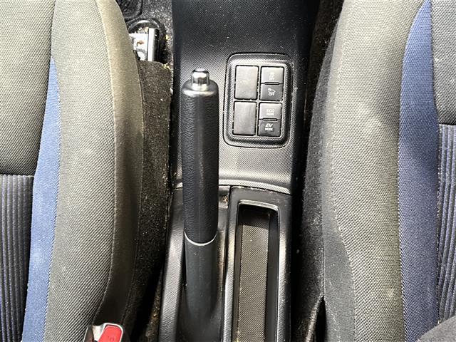 アクア S 純正ナビ ドライブレコーダー バックカメラ デジタルインナーミラー ステアリングリモコン ETC スマートキー プッシュスタート スペアキー レーンキープ オートライト アイドリングストップ 盗難防止(14枚目)