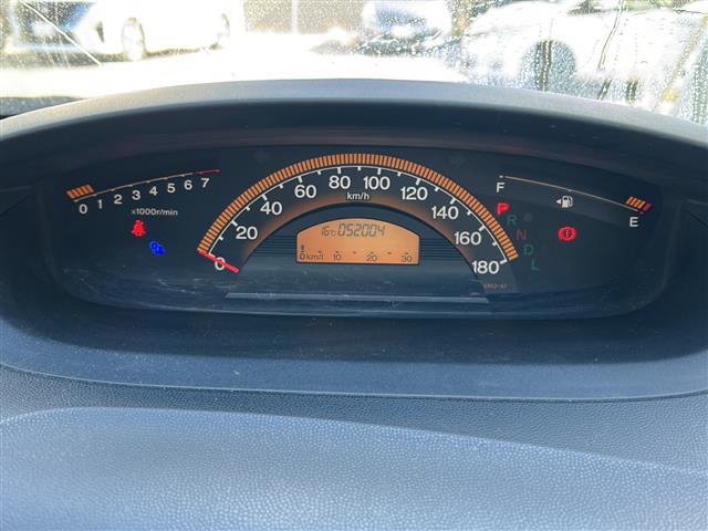 フリード G ジャストセレクション 社外ナビ(AM FM CD ワンセグテレビ iPod) 片側パワースライドドア チップアップシート 3列シート ETC 純正フロアマット キノセンヘッドライト オートライト リモコンキー スペアキー(29枚目)