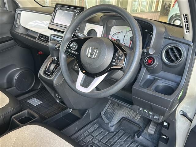 Ｎ－ＯＮＥ オリジナル　純正ＤＡ・衝突軽減・レーンキープ・追従クルコン・コーナーセンサー後・バックカメラ・ハーフレザーシート・ステリモ・電動パーキングブレーキ・オートホールド・ＬＥＤヘッドライト・オートライト・純正マット（19枚目）