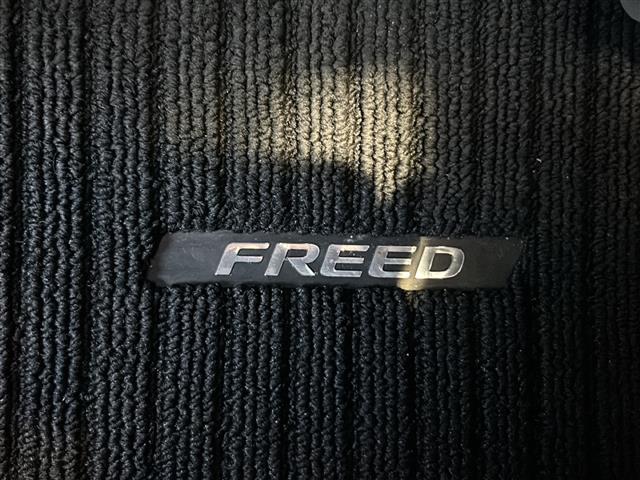 フリード G・ホンダセンシング 純正ナビ・両側パワスラ・衝突軽減・レーンキープ・追従クルコン・バックカメラ・ETC・LEDヘッドライト・オートライト・ステリモ・スマートキー・プッシュスタート・純正フロアマット・レザー調シートカバー(18枚目)