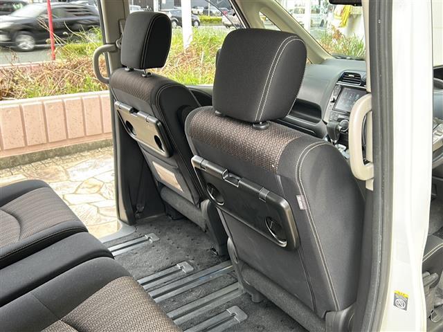 セレナ ハイウェイスターS-HVアドバンスドセーフティパック 純正ナビ・後席モニター・両側パワスラ・衝突軽減・レーンキープ・クルコン・コーナーセンサー前後・全方位カメラ・ビルトインETC・ドラレコ・LEDヘッドライト・オートライト・フォグランプ・純正マット(24枚目)