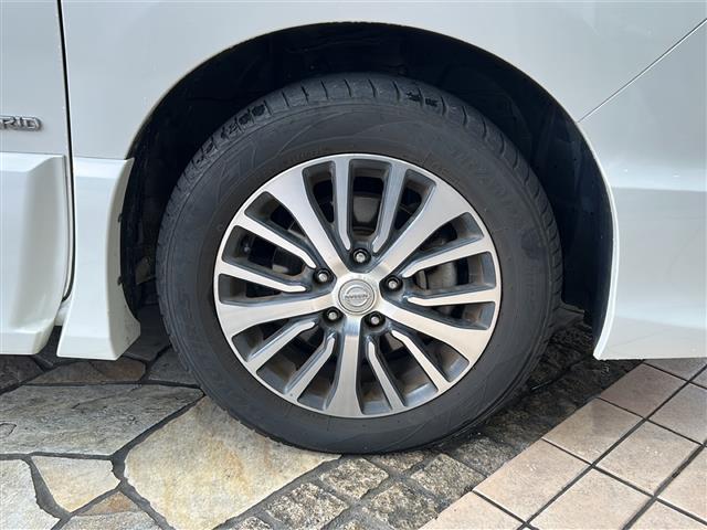 セレナ ハイウェイスターS-HVアドバンスドセーフティパック 純正ナビ・後席モニター・両側パワスラ・衝突軽減・レーンキープ・クルコン・コーナーセンサー前後・全方位カメラ・ビルトインETC・ドラレコ・LEDヘッドライト・オートライト・フォグランプ・純正マット(40枚目)