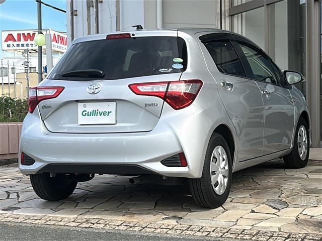 ヴィッツ ジュエラ ☆ワンオーナー純正ナビ(AM FM フルセグTV SD CD DVD Bluetooth)バックカメラ 純正フロアマット 純正アルミキャップ フォグランプ パワーステアリング リモコンキー(8枚目)