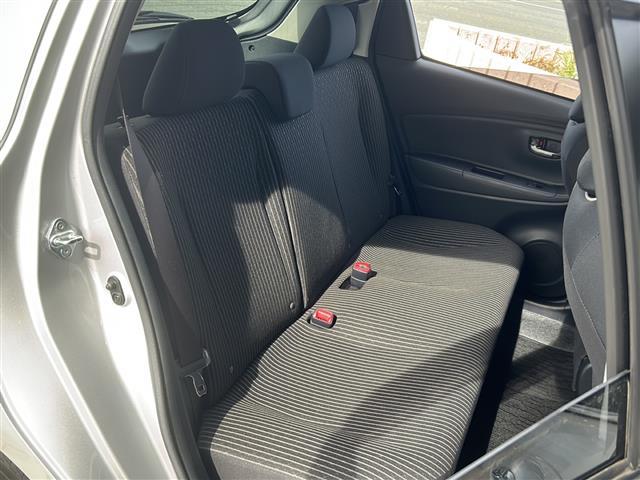 ヴィッツ ジュエラ ☆ワンオーナー純正ナビ(AM FM フルセグTV SD CD DVD Bluetooth)バックカメラ 純正フロアマット 純正アルミキャップ フォグランプ パワーステアリング リモコンキー(12枚目)