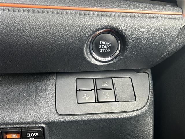 シエンタ G クエロ 純正ナビ バックカメラ 両側パワースライドドア LEDヘッドライト オートハイビーム オートライト トヨタセーフティーセンス レーンキープ プッシュスタート 衝突軽減システム ステアリングリモコン(13枚目)