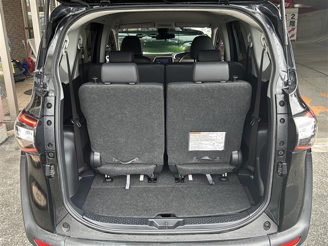 シエンタ G クエロ 純正ナビ バックカメラ 両側パワースライドドア LEDヘッドライト オートハイビーム オートライト トヨタセーフティーセンス レーンキープ プッシュスタート 衝突軽減システム ステアリングリモコン(28枚目)