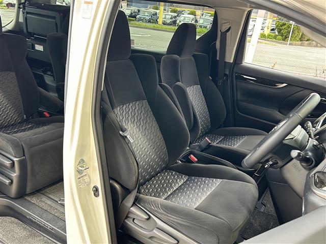 ヴェルファイア 2.5Z ドライブレコーダー 両側パワースライドドア フリップダウンモニター レーダークルーズコントロール バックカメラ コーナーセンサー ステアリングリモコン オートライト ETC プリクラッシュセーフティー(24枚目)