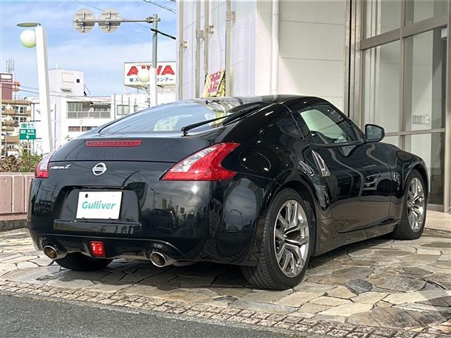 フェアレディZ ベースグレード 純正ナビ・横滑り防止装置・パドルシフト・バックカメラ・ETC・ステリモ・純正フロアマット・純正アルミホイール・キセノンヘッドライト・オートライトスマートキー・プッシュスタート(30枚目)