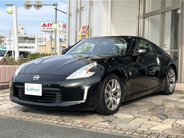 フェアレディZ ベースグレード 純正ナビ・横滑り防止装置・パドルシフト・バックカメラ・ETC・ステリモ・純正フロアマット・純正アルミホイール・キセノンヘッドライト・オートライトスマートキー・プッシュスタート(34枚目)