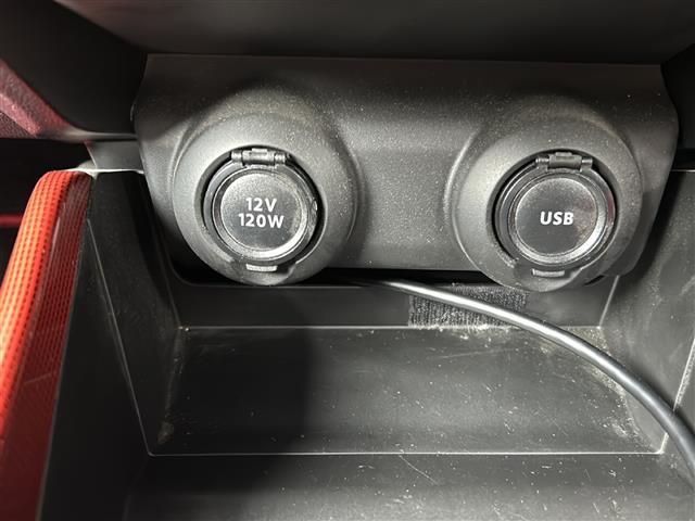 店頭販売もしておりますので、先に在庫が無くなってしまうこともございます。気になる車はまずはお問い合わせください！