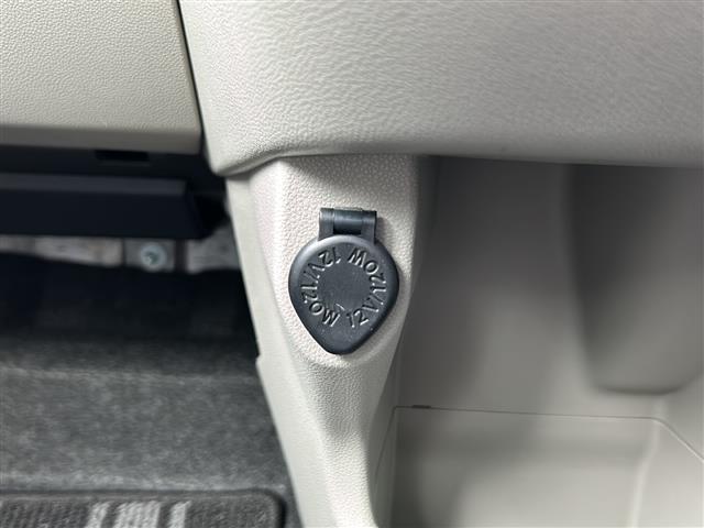 キャスト スタイルX リミテッド SAIII 純正ナビ・衝突軽減・横滑り防止装置・レーンキープ・バックカメラ・シートヒーターD/N席・ETC・ステリモ・スマートキー・プッシュスタート・スペアキー1本・ハロゲンヘッドライト・オートライト(15枚目)