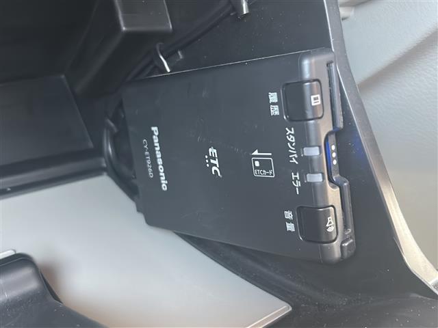 エブリイワゴン PZターボ 社外ナビ 片側パワスラ コーナーセンサー 車線逸脱防止 HIDヘッドライト ETC プッシュスタート オートエアコン ステアリングスイッチ フォグランプ オートライト デュアルカメラブレーキサポート(13枚目)