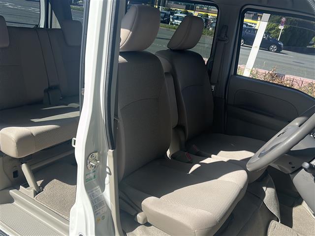 エブリイワゴン PZターボ 社外ナビ 片側パワスラ コーナーセンサー 車線逸脱防止 HIDヘッドライト ETC プッシュスタート オートエアコン ステアリングスイッチ フォグランプ オートライト デュアルカメラブレーキサポート(16枚目)