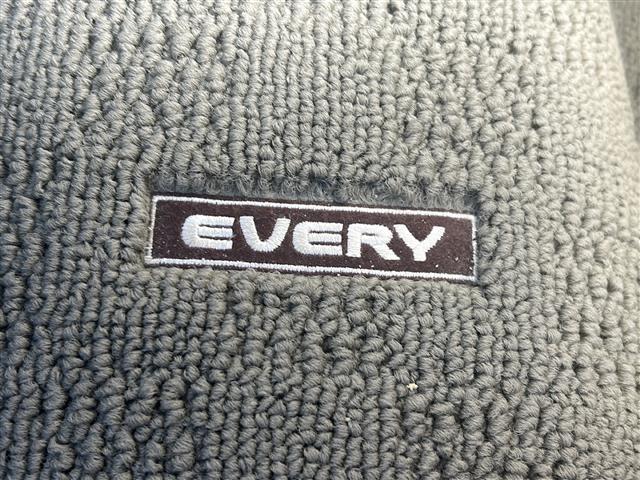 エブリイワゴン PZターボ 社外ナビ 片側パワスラ コーナーセンサー 車線逸脱防止 HIDヘッドライト ETC プッシュスタート オートエアコン ステアリングスイッチ フォグランプ オートライト デュアルカメラブレーキサポート(25枚目)