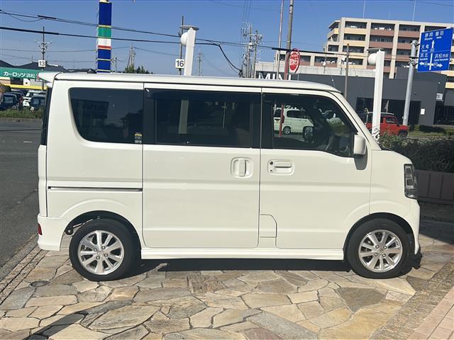 エブリイワゴン PZターボ 社外ナビ 片側パワスラ コーナーセンサー 車線逸脱防止 HIDヘッドライト ETC プッシュスタート オートエアコン ステアリングスイッチ フォグランプ オートライト デュアルカメラブレーキサポート(32枚目)