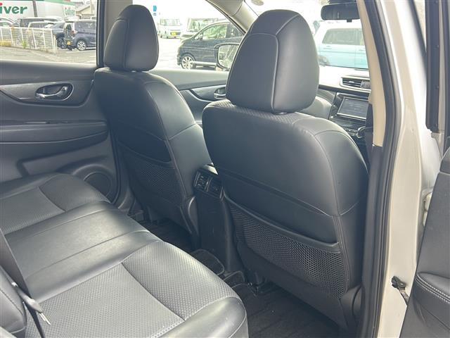 エクストレイル ２０Ｘ　エマージェンシーブレーキパッケージ　純正ナビ　バックカメラ　エマージェンシーブレーキ　１６インチ社外アルミ　ルーフキャリア　前席シートヒーター　アイドリングストップ　横滑り防止装置　フォグランプ　クリアランスソナー　車線逸脱警報（22枚目）