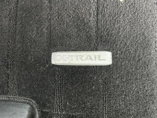 エクストレイル ２０Ｘ　エマージェンシーブレーキパッケージ　純正ナビ　バックカメラ　エマージェンシーブレーキ　１６インチ社外アルミ　ルーフキャリア　前席シートヒーター　アイドリングストップ　横滑り防止装置　フォグランプ　クリアランスソナー　車線逸脱警報（29枚目）