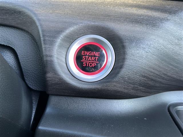 フリード Ｇブラックスタイル　純正ナビ（ＦＭ　ＡＭ　ＤＶＤ　ＳＤ　フルセグＴＶ　Ｂｌｕｅｔｏｏｔｈ）　バックカメラ　３列シート　両側パワースライドドア　アダプティブクルーズコントロール　シートヒーターＤ＋Ｎ席　チップアップシート（34枚目）