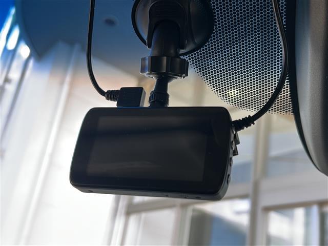 安心の全車保証付き！（※部分保証、国産車は納車後３ヶ月、輸入車は納車後１ヶ月の保証期間となります）。その他長期保証（有償）もご用意しております！※長期保証を付帯できる車両には条件がございます。