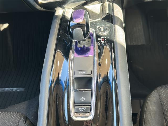 店頭在庫以外にも全国約４万台※の在庫から、ぴったりな１台をご提案します！※２０２３年１０月現在の在庫台数です。売約済の可能性があります。