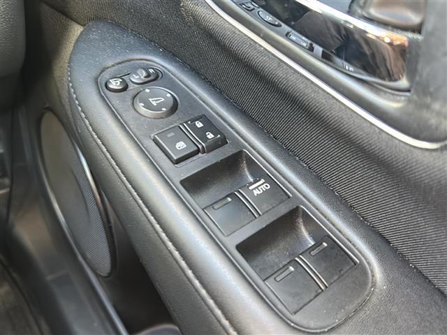 みなさまのお車選びのお手伝いをさせてください！スタッフ一同心よりご来店、お問い合わせをお待ちしております！