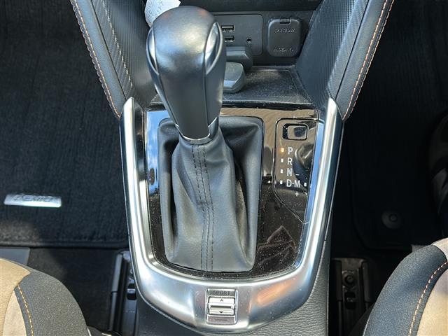 デミオ １３Ｓテーラードブラウン　純正ナビ・衝突軽減・横滑り防止装置・ＢＳＭ・バックカメラ・ＨＵＤ・ＥＴＣ・ドラレコ前・シートヒーターＤ／Ｎ席・ＭＴモード付・ステリモ・純正フロアマット・純正アルミホイール・ＬＥＤヘッドライト（18枚目）