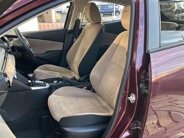 デミオ １３Ｓテーラードブラウン　純正ナビ・衝突軽減・横滑り防止装置・ＢＳＭ・バックカメラ・ＨＵＤ・ＥＴＣ・ドラレコ前・シートヒーターＤ／Ｎ席・ＭＴモード付・ステリモ・純正フロアマット・純正アルミホイール・ＬＥＤヘッドライト（27枚目）