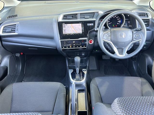 フィット １３Ｇ・Ｆ（2枚目）