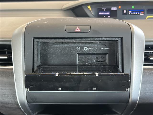 フリード Ｇ・ホンダセンシング　ナビ　両側パワースライドドア　スマートキー　ドライブレコーダー　レーダークルーズコントロール　バックカメラ　ホンダセンシング　ステアリングリモコン　オートライト　レーンキープ　アイドリングストップ（5枚目）