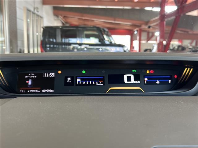 フリード Ｇ・ホンダセンシング　ナビ　両側パワースライドドア　スマートキー　ドライブレコーダー　レーダークルーズコントロール　バックカメラ　ホンダセンシング　ステアリングリモコン　オートライト　レーンキープ　アイドリングストップ（8枚目）