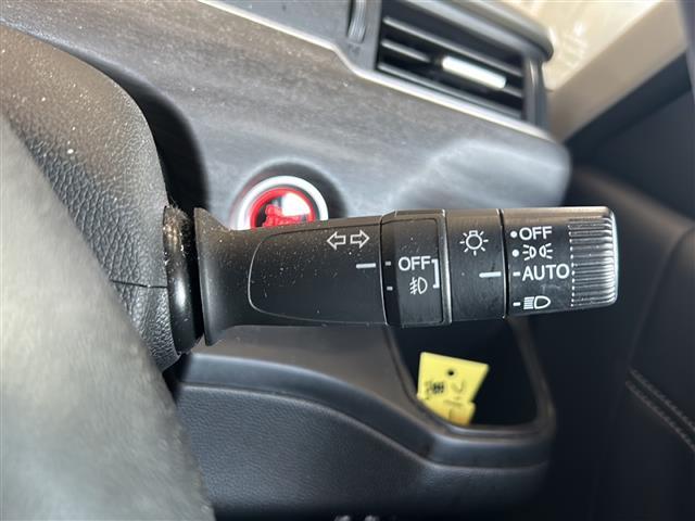 フリード Ｇ・ホンダセンシング　ナビ　両側パワースライドドア　スマートキー　ドライブレコーダー　レーダークルーズコントロール　バックカメラ　ホンダセンシング　ステアリングリモコン　オートライト　レーンキープ　アイドリングストップ（12枚目）