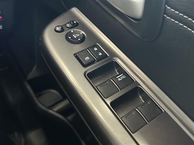 フリード Ｇ・ホンダセンシング　ナビ　両側パワースライドドア　スマートキー　ドライブレコーダー　レーダークルーズコントロール　バックカメラ　ホンダセンシング　ステアリングリモコン　オートライト　レーンキープ　アイドリングストップ（15枚目）