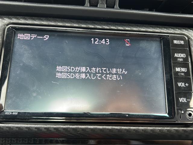 86 GT クルーズコントロール TRDマフラー スマートキー ETC 純正ナビ プッシュスタート LEDヘッドライト オートライト ステアリングリモコン 横滑り防止システム 純正フロアマット 社外アルミホイール(3枚目)