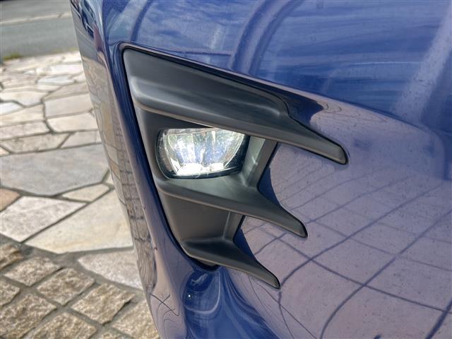 86 GT クルーズコントロール TRDマフラー スマートキー ETC 純正ナビ プッシュスタート LEDヘッドライト オートライト ステアリングリモコン 横滑り防止システム 純正フロアマット 社外アルミホイール(38枚目)