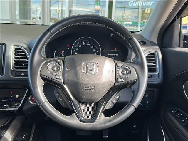 ヴェゼル ハイブリッドＺ・ホンダセンシング　純正ナビ・衝突軽減・レーンキープ・追従クルコン・バックカメラ・ＥＴＣ・ドラレコ・ハーフレザーシート・シートヒーターＤ／Ｎ席・ヒーテッドドアミラー・ルーフレール・ＬＥＤヘッドライト・オートライト（8枚目）