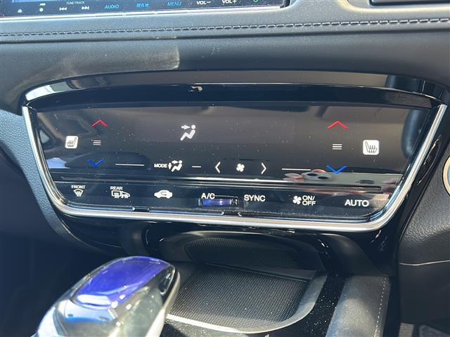 ヴェゼル ハイブリッドＺ・ホンダセンシング　純正ナビ・衝突軽減・レーンキープ・追従クルコン・バックカメラ・ＥＴＣ・ドラレコ・ハーフレザーシート・シートヒーターＤ／Ｎ席・ヒーテッドドアミラー・ルーフレール・ＬＥＤヘッドライト・オートライト（13枚目）