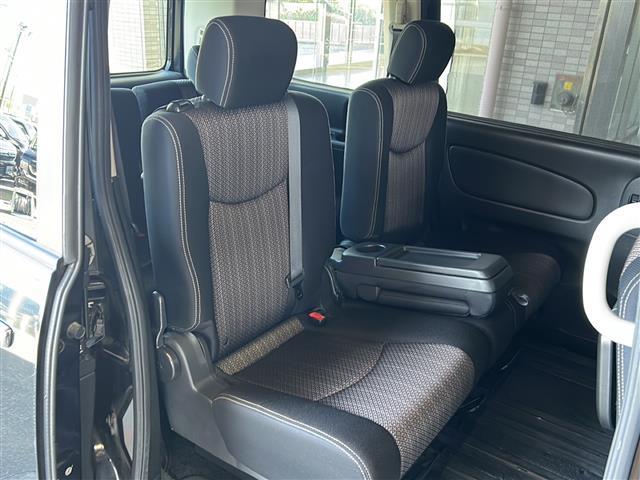 セレナ ハイウェイスター　Ｖセレ＋セーフティ　ＳＨＶ　Ａセフ　純正ナビ　クルーズコントロール　全方位カメラ　両側パワースライドドア　ＥＴＣ　アイドリングストップ　フリップダウンモニター　プッシュスタート　ＬＥＤヘッドライト　フォグランプ　衝突軽減システム（23枚目）