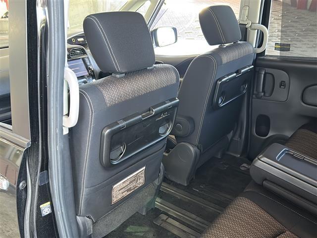 セレナ ハイウェイスター　Ｖセレ＋セーフティ　ＳＨＶ　Ａセフ　純正ナビ　クルーズコントロール　全方位カメラ　両側パワースライドドア　ＥＴＣ　アイドリングストップ　フリップダウンモニター　プッシュスタート　ＬＥＤヘッドライト　フォグランプ　衝突軽減システム（24枚目）