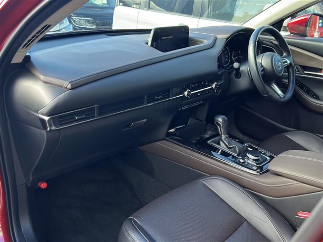 ＣＸ－３０ ２０Ｓ　Ｌパッケージ　ナビ・衝突軽減・レーンキープ・追従クルコン・コーナーセンサー前後・全方位カメラ・ＢＳＭ・ＨＵＤ・ＥＴＣ・ドラレコ・ハーフレザーシート・シートヒーターＤ／Ｎ席・パワーシートＤ席・ハンドルヒーター（28枚目）